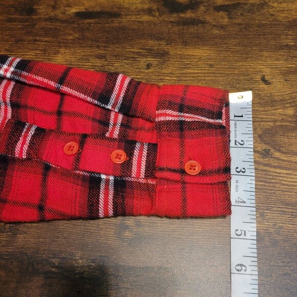 American Eagle Flannel Plaid Cropped Shirt M Oversized Pocket Red Black White - Picture 10 of 10